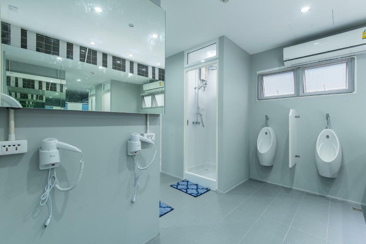 Siam Stadium Hostel Бангкок Экстерьер фото