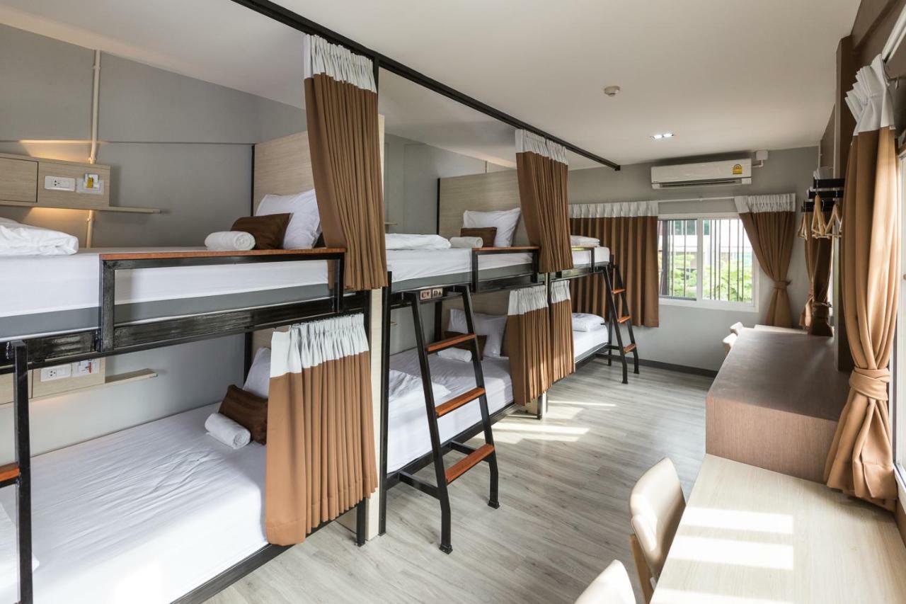 Siam Stadium Hostel Бангкок Экстерьер фото