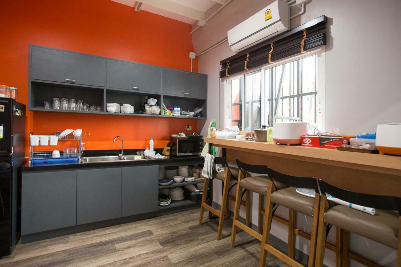 Siam Stadium Hostel Бангкок Экстерьер фото